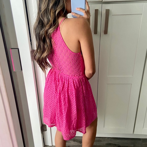 PINK DRESS - Picture 2 of 3